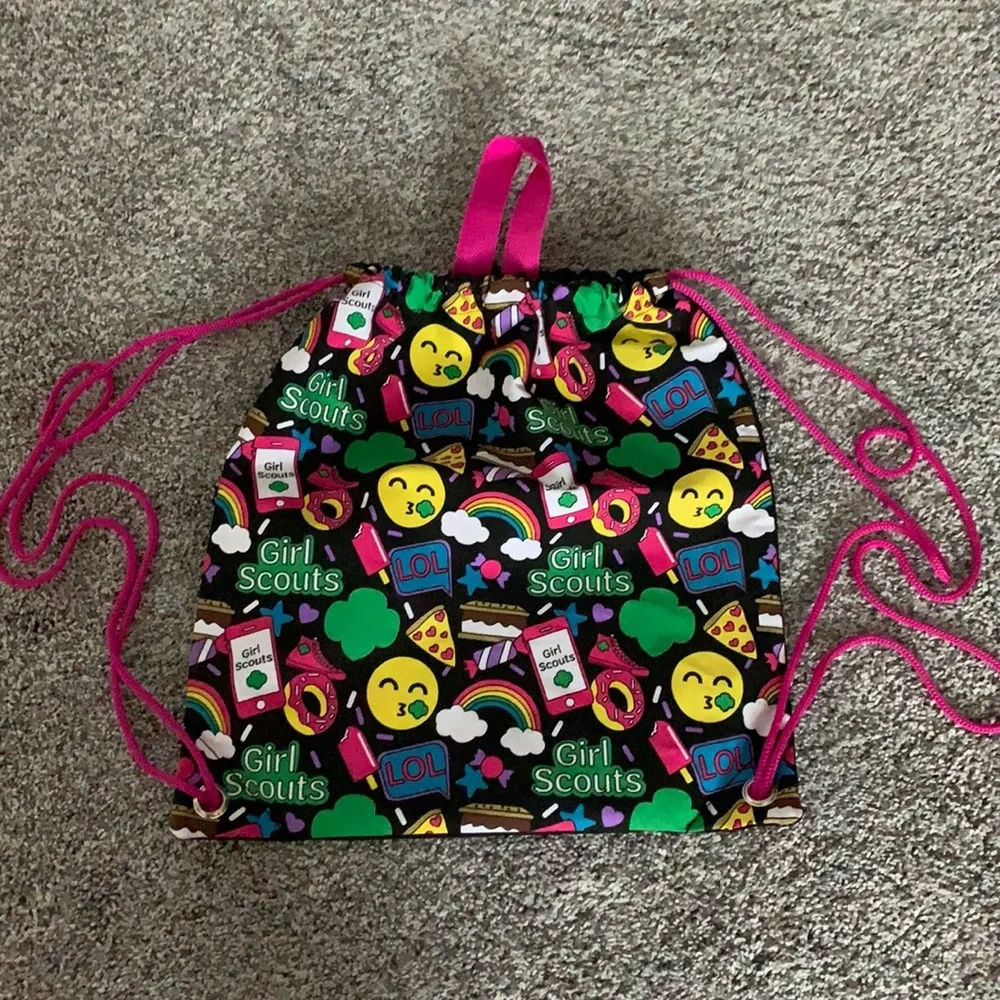 Girl Scouts Drawstring Backpack - Picture 4 of 9